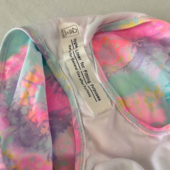 New never worn girls one piece swimsuit  multi colored. - Picture 4 of 5